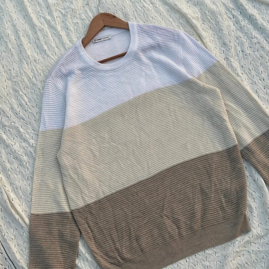 LC Round neck beige and brown sweater